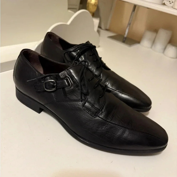 Nero Giardini Italian shoes.In great condition,attractive for chic guys main image 9